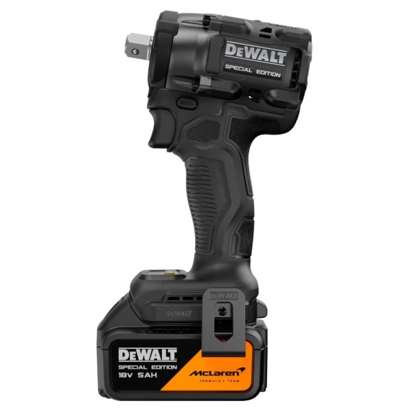 Фото - Гайковерт аккумуляторный DeWALT DCF92MP2T